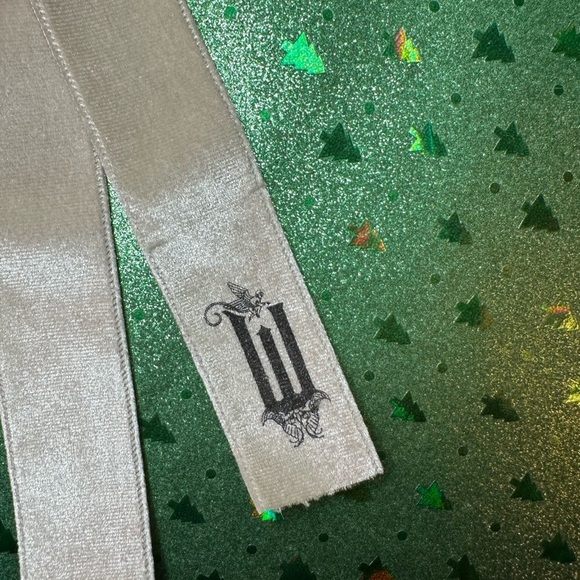 Wicked Champagne colored bow barrette with faux pearl beads.  NWT - Picture 4 of 4